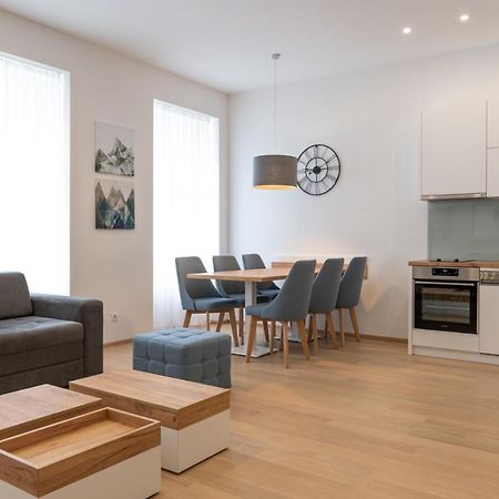 Modern 3 Room Apartment In A Prime Location Vienna Exterior photo
