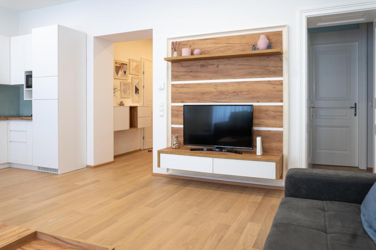 Modern 3 Room Apartment In A Prime Location Vienna Exterior photo